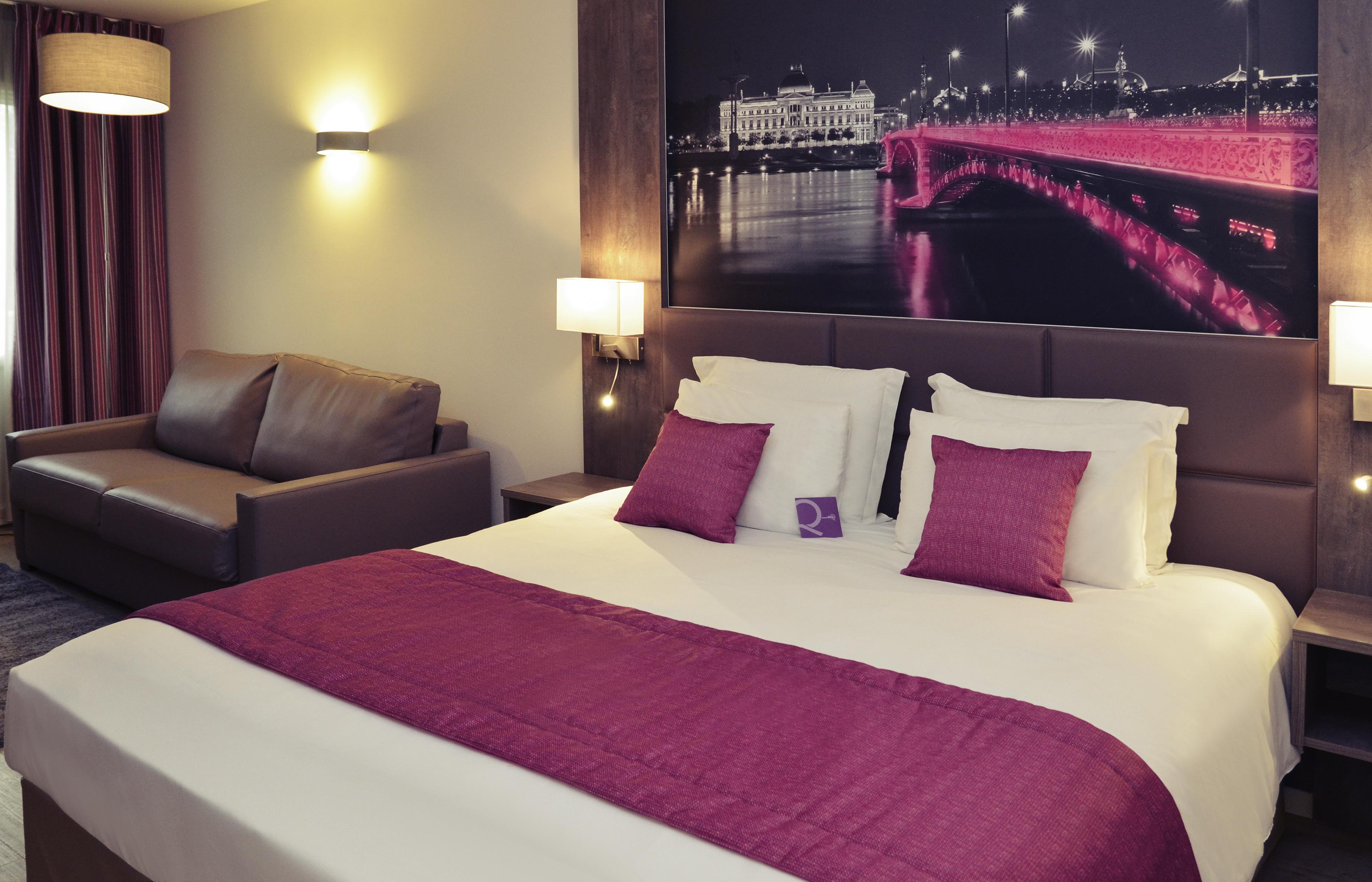 Mercure Lyon Est Chaponnay Exterior photo