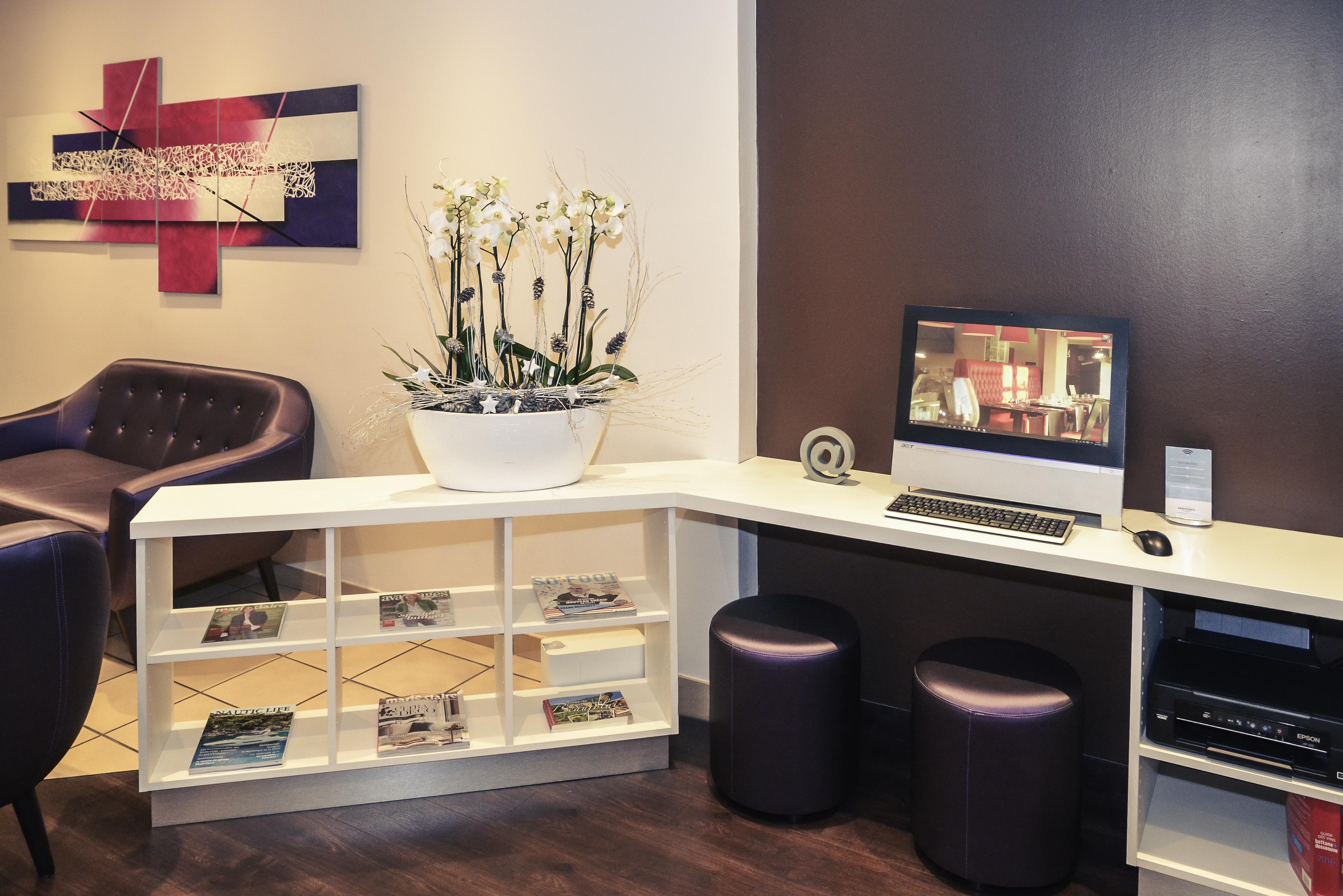 Mercure Lyon Est Chaponnay Exterior photo